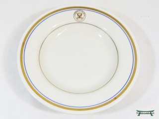 米軍放出品　NAVY 海軍　真鍮製　プレート 米軍放出品 NAVY 海軍 真鍮製 プレート